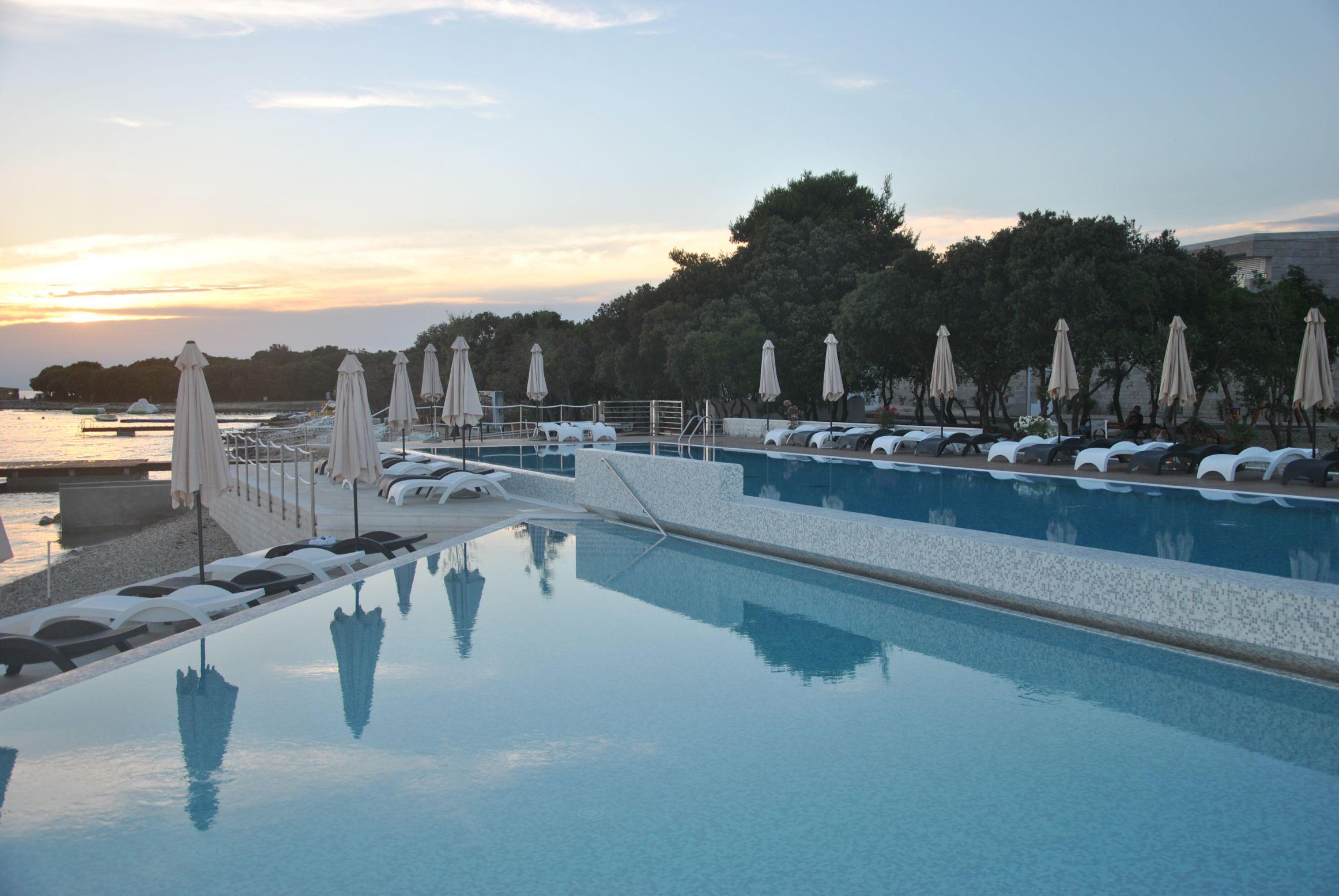 Sunnyside Apartments Resort Petrcane Exterior foto
